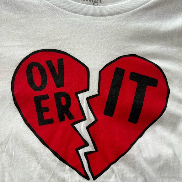 Unique Vintage Over It Tee - Picture 2 of 3